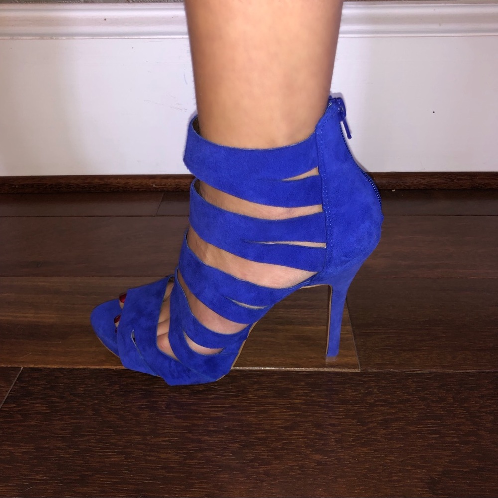BCBG Blue Strappy Heels NEW - Picture 2 of 7
